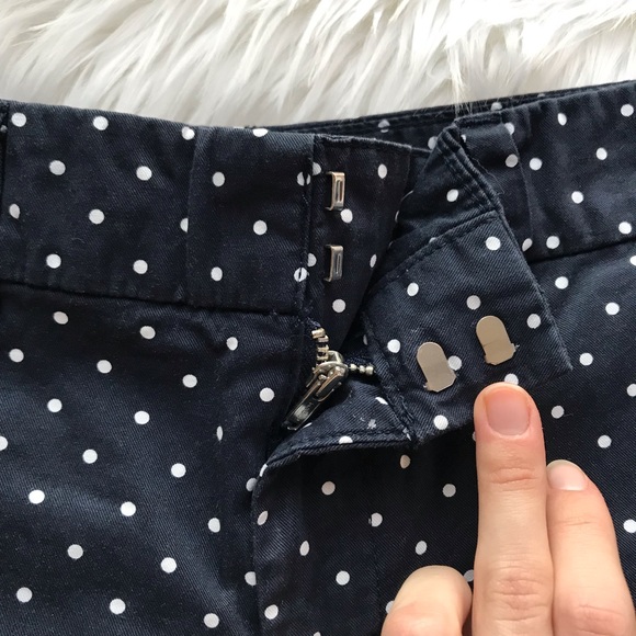 Tommy Hilfigher Polka Dot Shorts - Picture 5 of 8